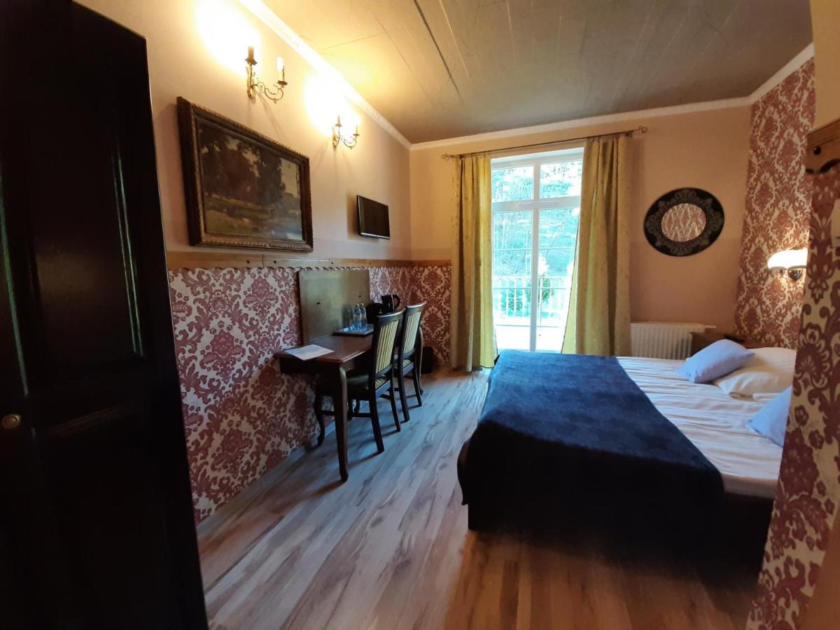Dworek Bursztynowe Piaski Gdansk Luaran gambar